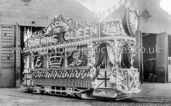 Car decorated for Royal visit of King Edward VII and Queen Alexandra to Leeds, July 7, 1908